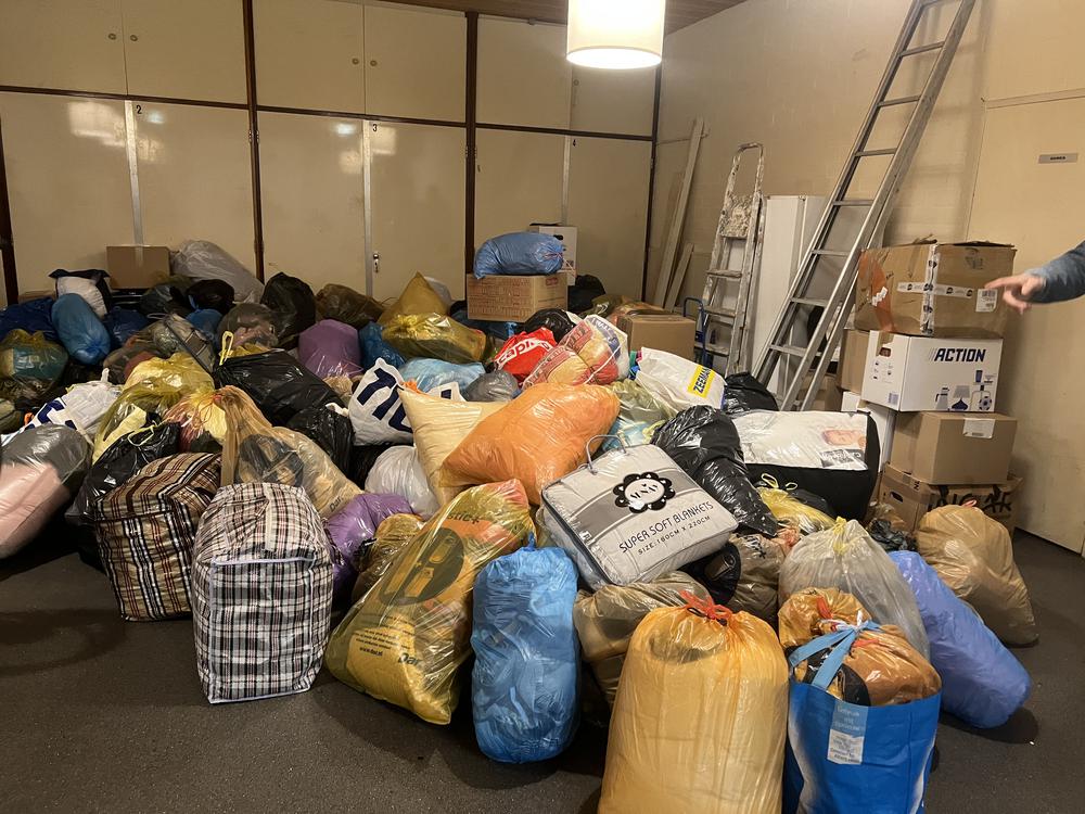 Deprem yardımları toplama 2023 · 16